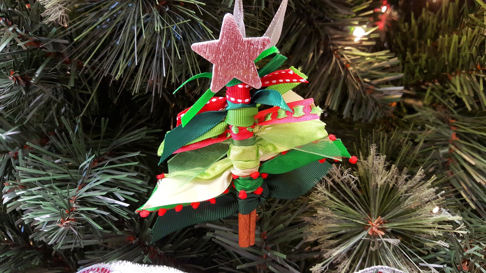 Start A New Family Tradition With Our Ribbon Christmas Tree Ornament! |  Ornament Shop Blog | DIY Crafts, Gift Ideas & Decorating Tips