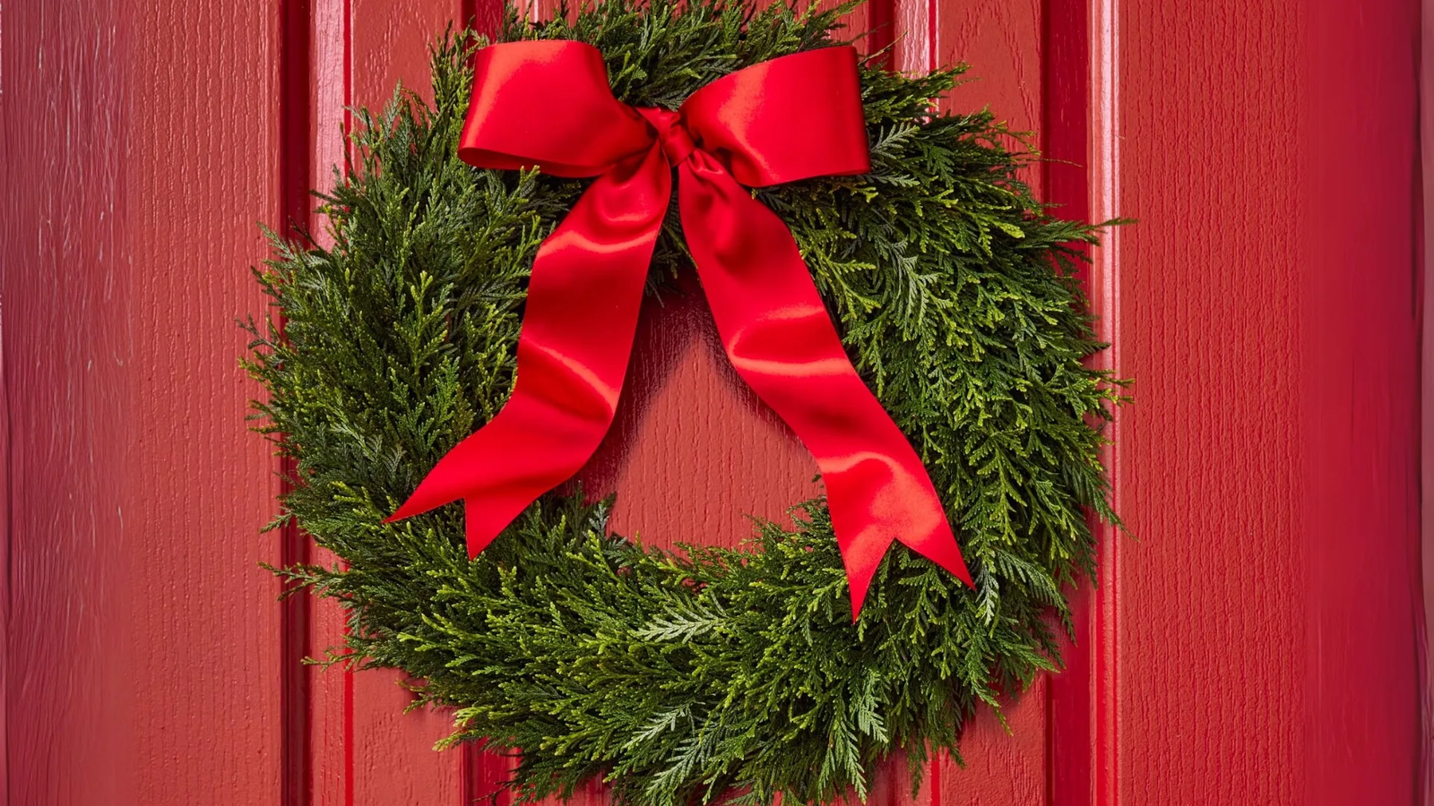 christmas wreath traditional